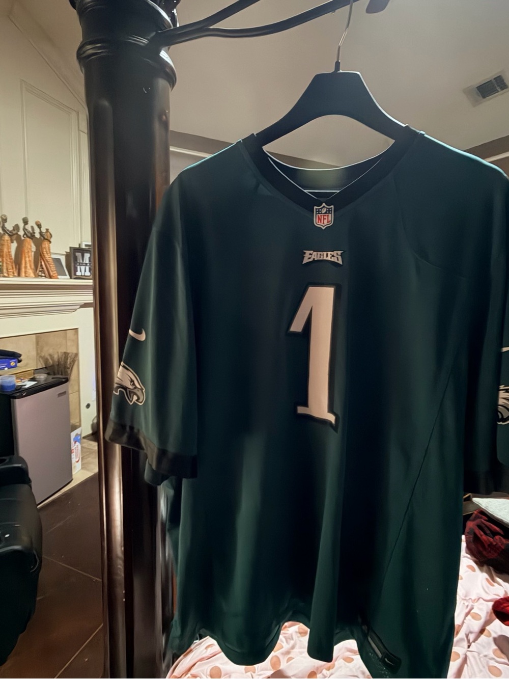 Authentic NFL Philadelphia Eagles Jersey - Picture 6 of 7